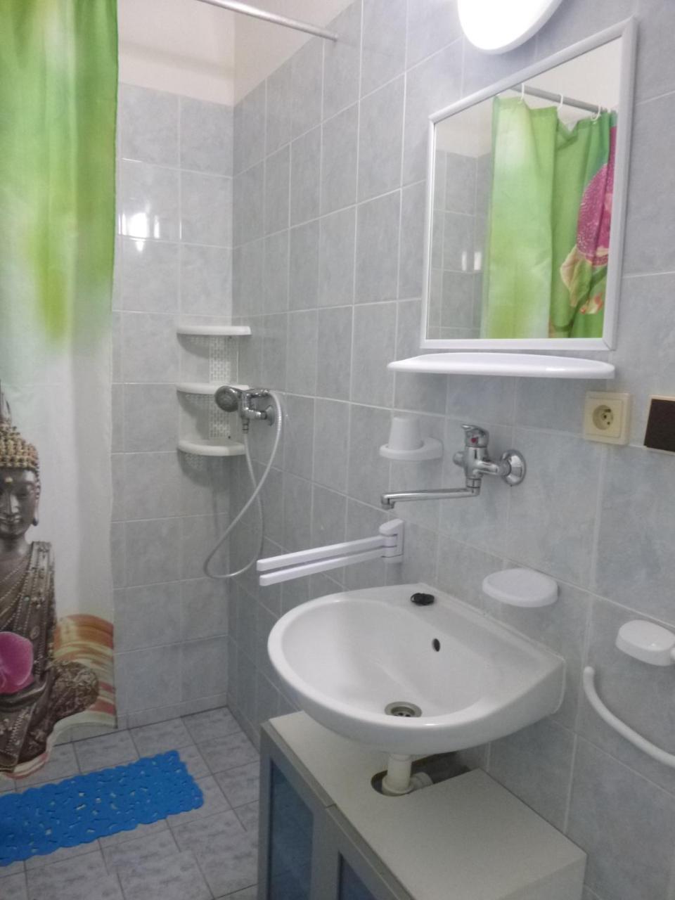 מלון Štúrovo Afrodita מראה חיצוני תמונה